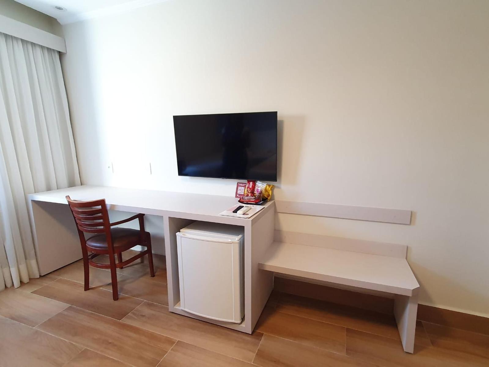 Vinhedo Plaza Hotel Ngoại thất bức ảnh